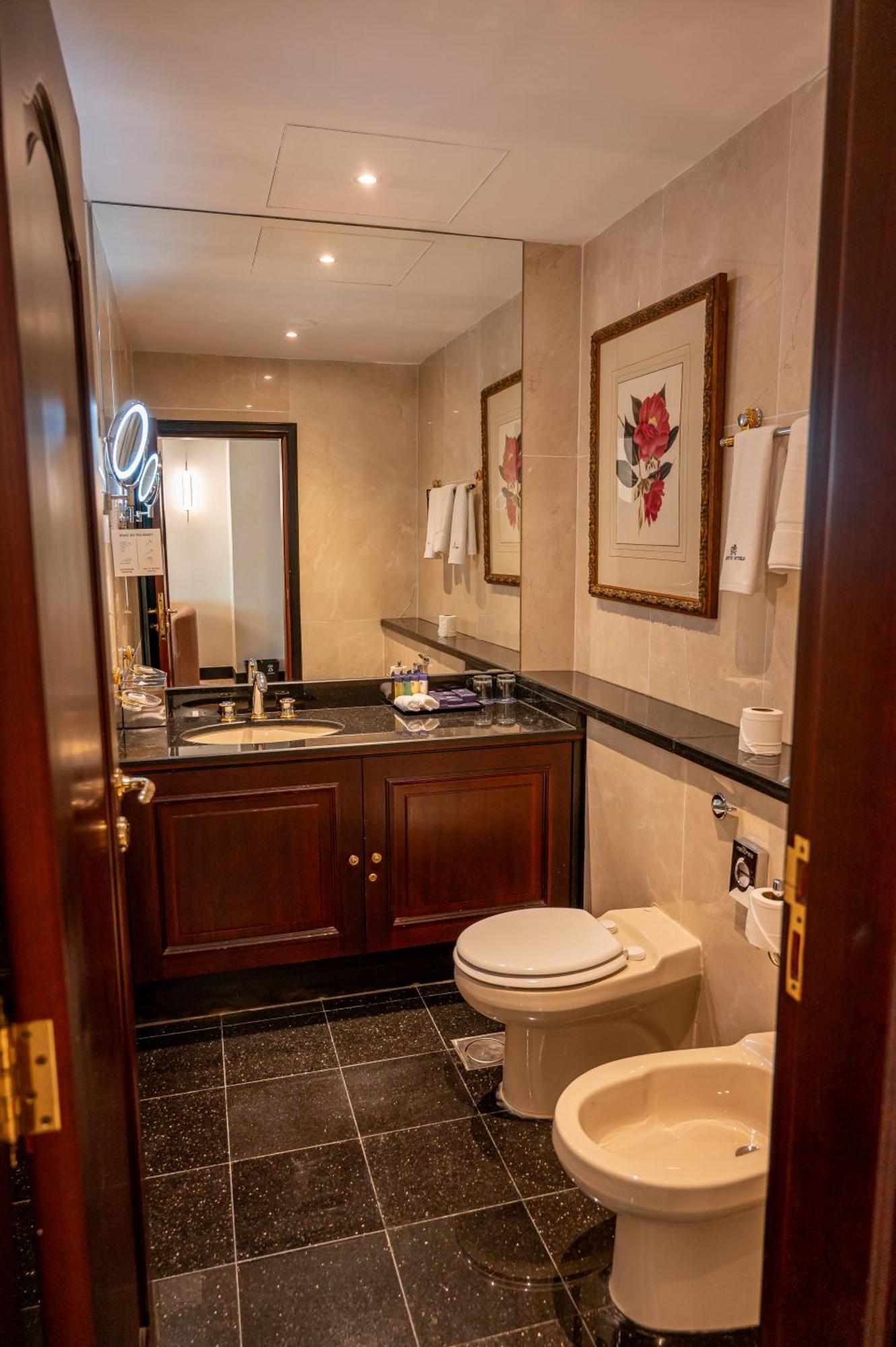 Majestic Cove Hotel - Formerly Le Meridien Fairway Dubai Eksteriør bilde