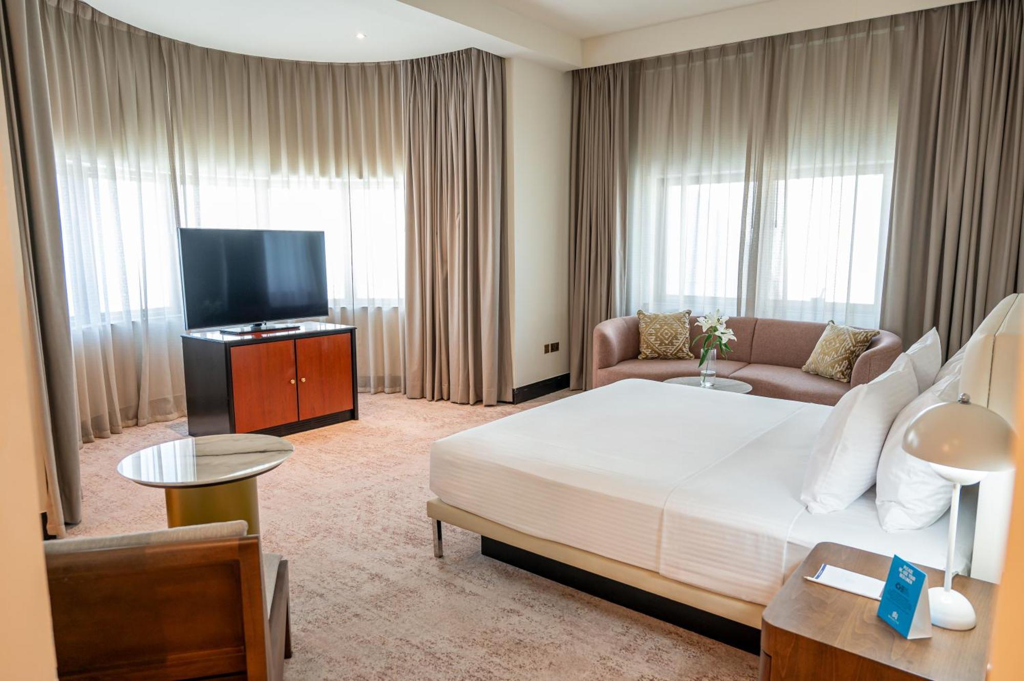 Majestic Cove Hotel - Formerly Le Meridien Fairway Dubai Eksteriør bilde