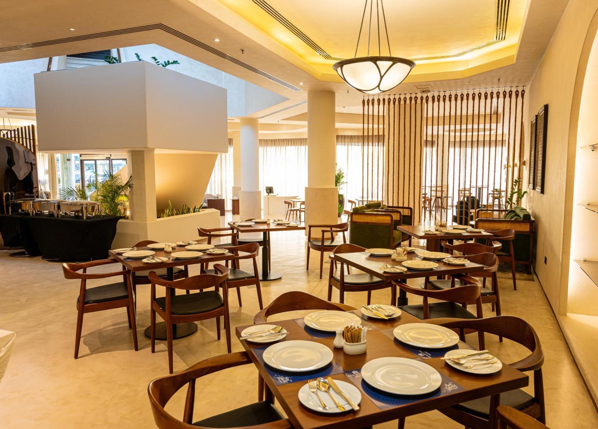 Majestic Cove Hotel - Formerly Le Meridien Fairway Dubai Eksteriør bilde