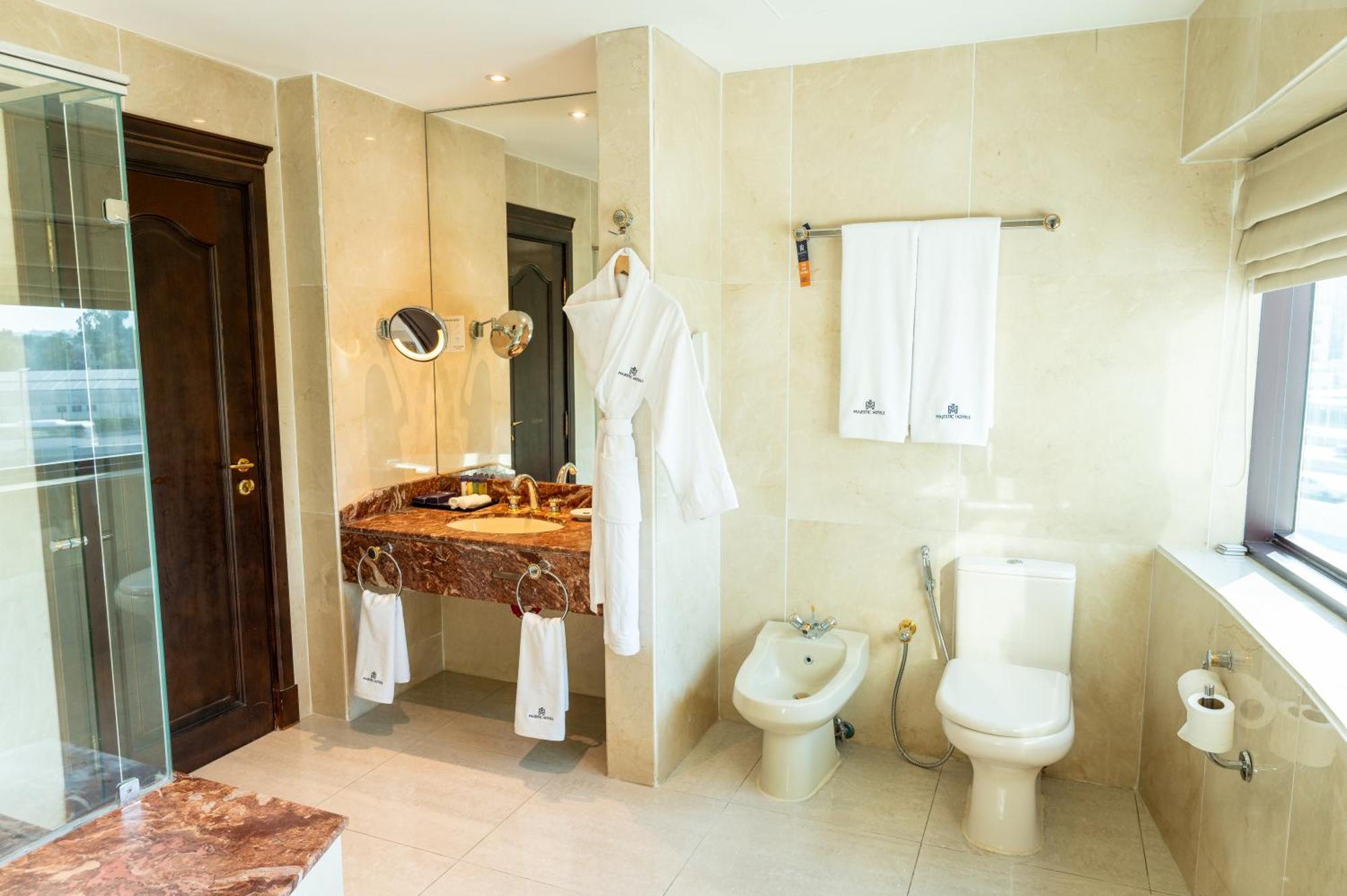 Majestic Cove Hotel - Formerly Le Meridien Fairway Dubai Eksteriør bilde