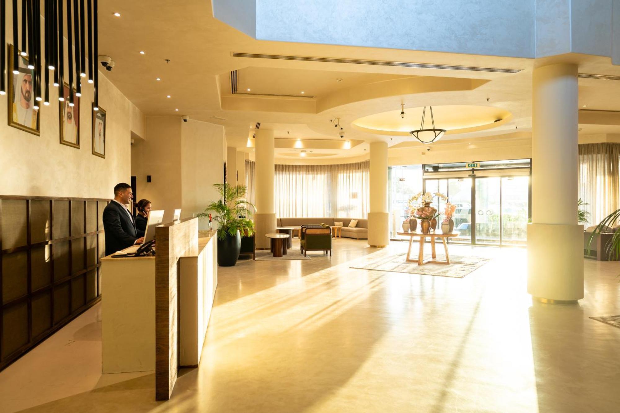 Majestic Cove Hotel - Formerly Le Meridien Fairway Dubai Eksteriør bilde